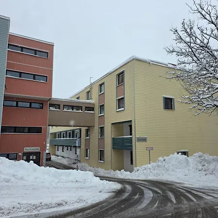Waldfeder Mit Pool Und Fitnessraum, Neu Und Vollsaniert Apartamento