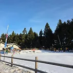 Waldfeder Mit Pool Und Fitnessraum, Neu Und Vollsaniert
